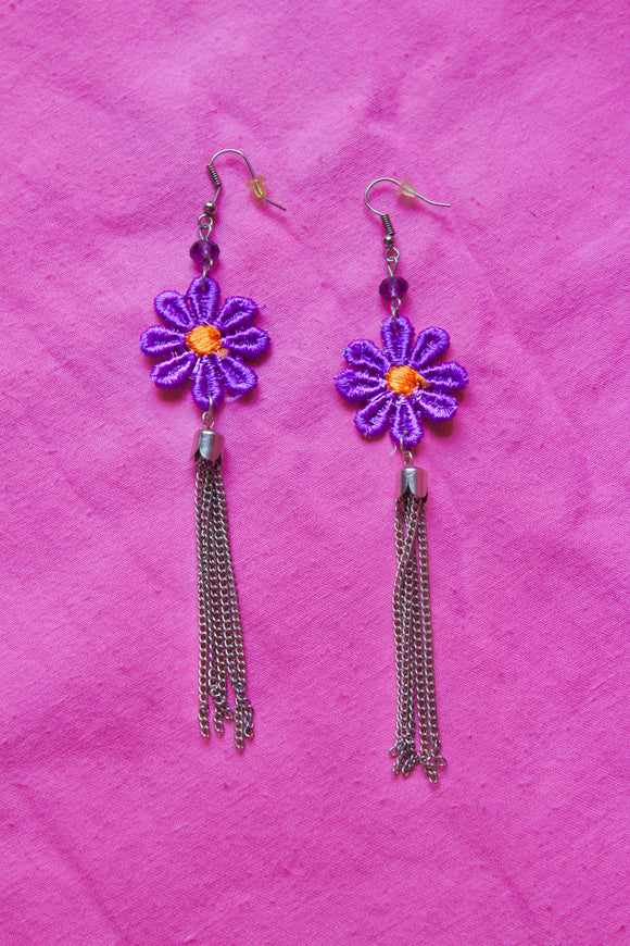 Purple daisy chain earrings